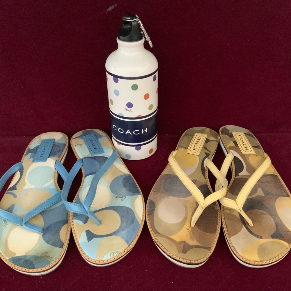 COACH Dorra Scribble Sandals Sz 8 & 8.5M with free coach sports water bottle.